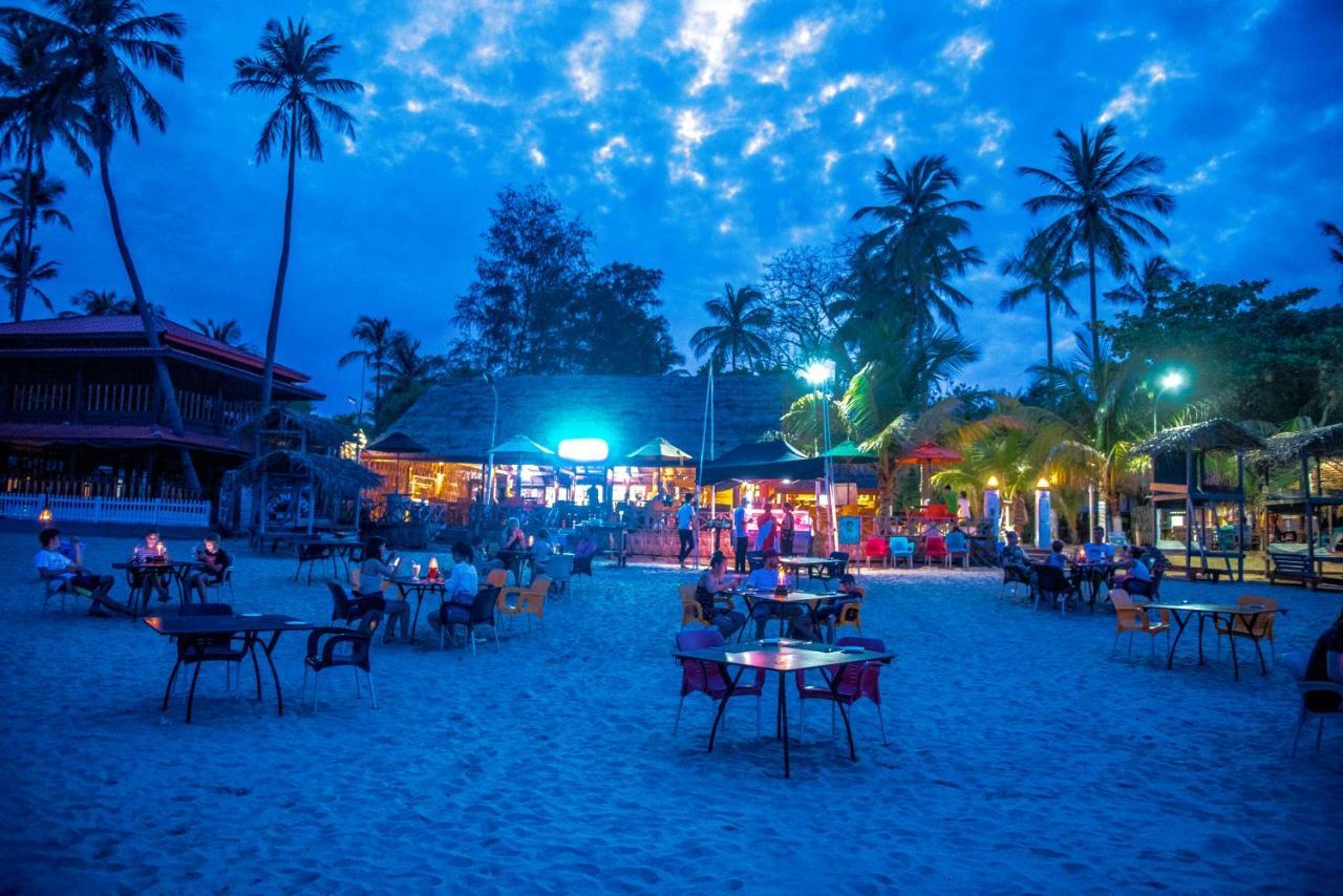 Coconut Beach Lodge Trincomalee Extérieur photo