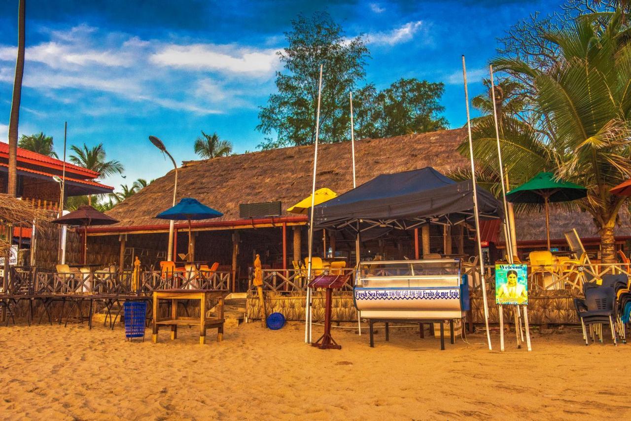 Coconut Beach Lodge Trincomalee Extérieur photo